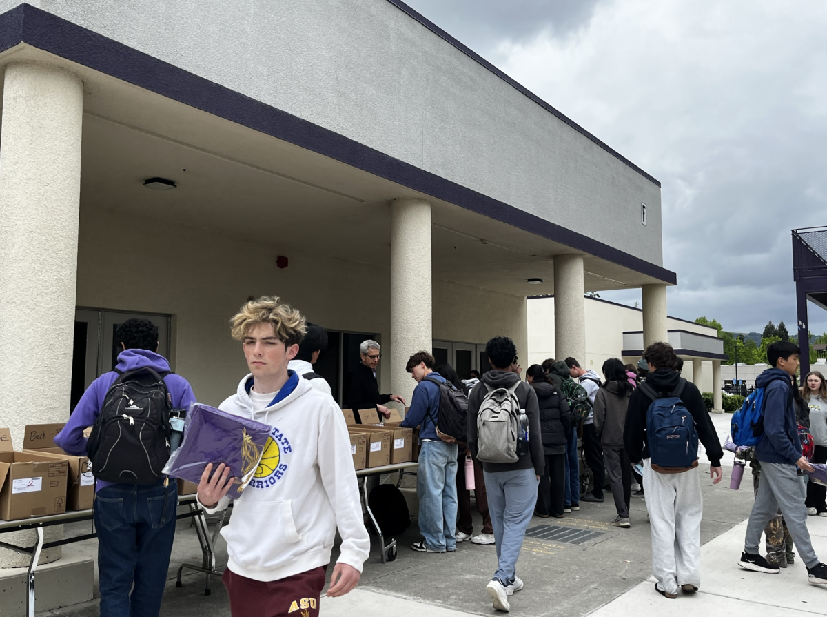 On April 25th, Seniors were able to pick up their graduation caps and gowns in the front of the Multi-Purpose Room.